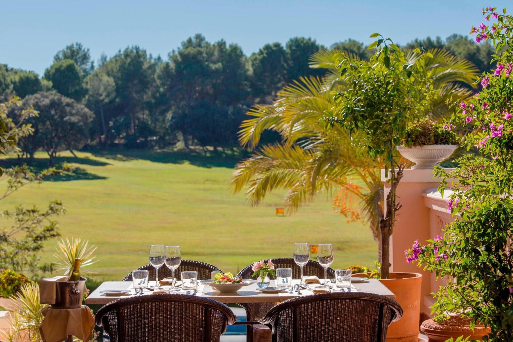 เดเนีย แมริออท ลา เซยา กอล์ฟ รีสอร์ต แอนด์ สปา Hotel ภายนอก รูปภาพ Club de Golf de Sotogrande