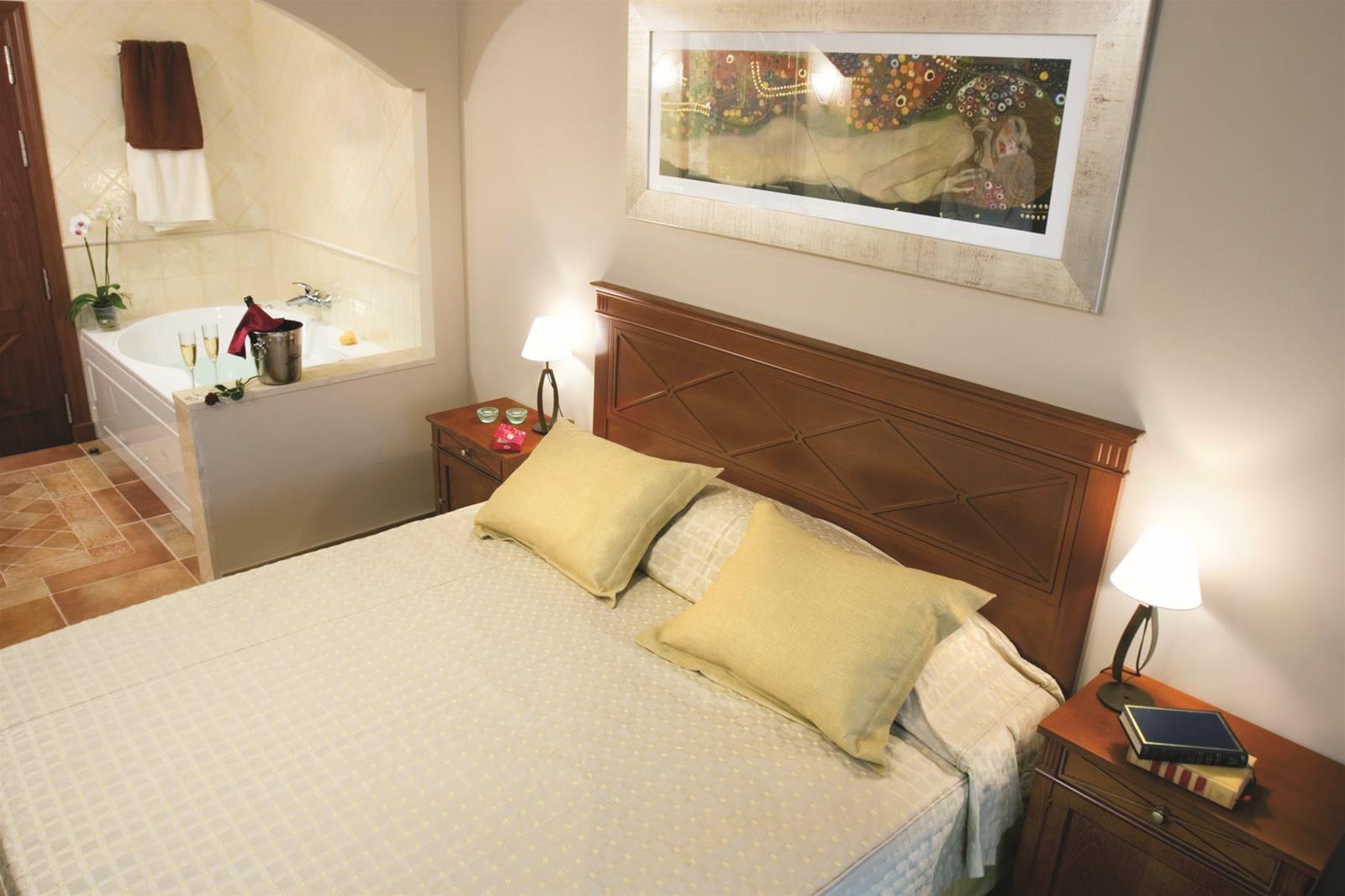 เดเนีย แมริออท ลา เซยา กอล์ฟ รีสอร์ต แอนด์ สปา Hotel ภายนอก รูปภาพ A bedroom